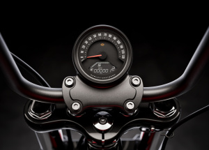 HARLEY-DAVIDSON FXBB STREET BOB 4