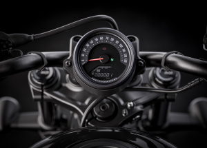 HARLEY-DAVIDSON SPORTSTER 975 NIGHTSTER 4