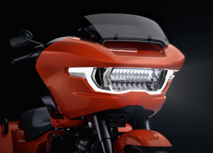 HARLEY-DAVIDSON TRIKE ROAD GLIDE 3 4