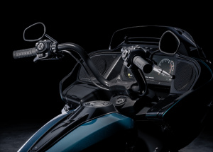HARLEY-DAVIDSON FLTRX ROAD GLIDE 2