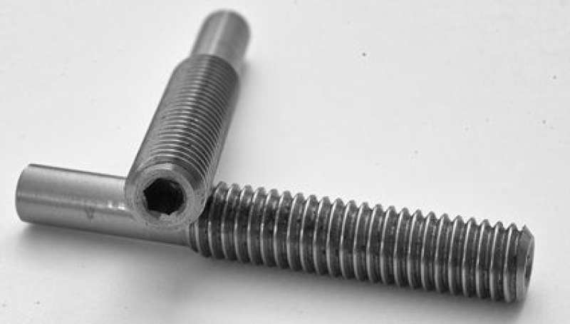 HRC RR AXLE ADJ. BOLTS "SMOOTH" S/S 684820