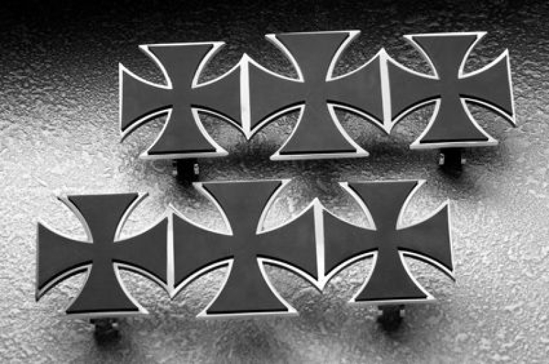 MALTESE FOOTPEG SET - DISCONTINUED 682764