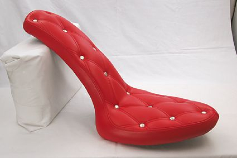 PIMPIN'' SOFTAIL SEAT WHITE DISCONTINUED 632462