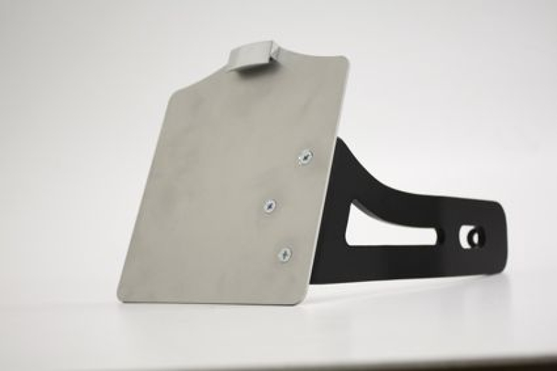 F/K SIDE MT. LICENCE BRACKET EVO / TC -9 685707