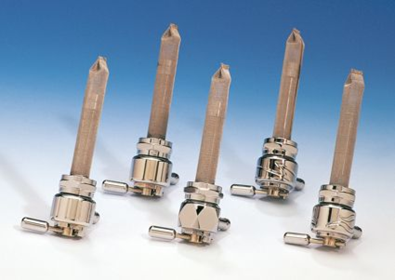 FUEL VALVE ADPTR.NUT-CHROME 26843