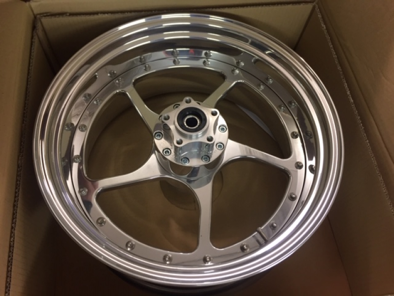 VANNE RST 5-SPOKE WHEEL RE. 8,5"X18"DF TC 686111