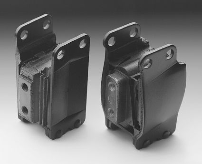 REAR RUBBR MOTR.MNT DYNA 91-UP 13047