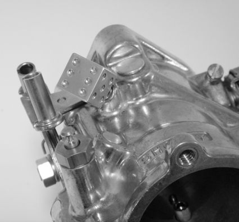PI.IDLE SCREW S&S CARBS. DICE POL. 682017