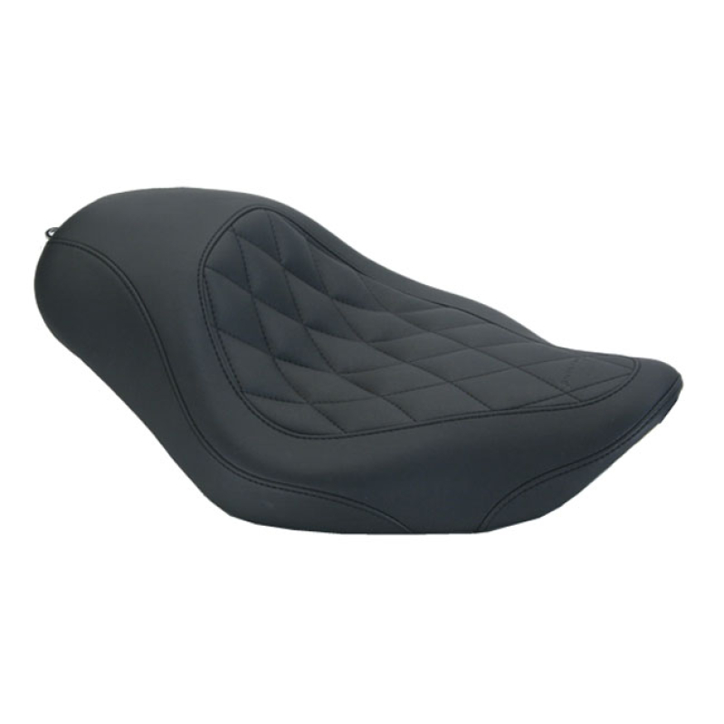 MUSTANG, WIDE TRIPPER SOLO SEAT BLACK. 12" WIDE. DIAMOND STYLE STITCH. 537046