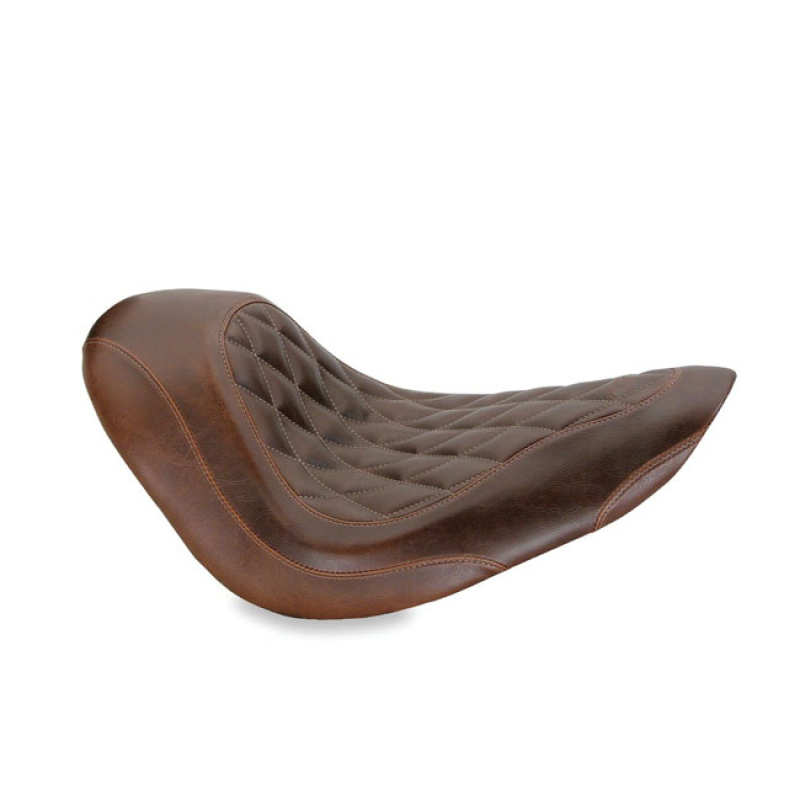 MUSTANG, WIDE TRIPPER SOLO SEAT DISTRESSED BROWN. 13" WIDE. STANDARD S 537506