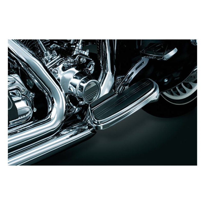 KURYAKYN, FLOORBOARD EXHAUST BOOT GUARD RIGHT SIDE. FITS TRADITIONAL F 541640