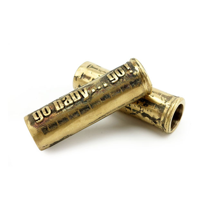 WANNABE CHOPPERS CASTED GRIPS "GO BABYÂ¦GO" BRASS 1" SAND-CAST BRASS 574517