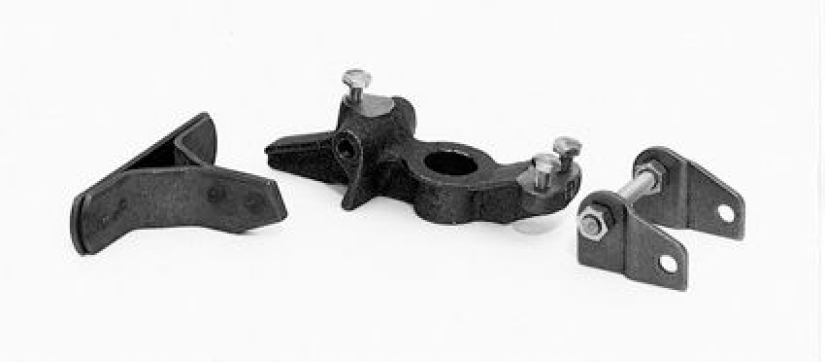 TOP MOUNTING BRKTS FATBOB 25002