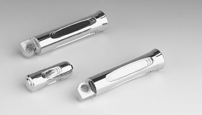 CHR.STEPPED MALE FOOTPEGS (PR) DISCONTINUED 05970