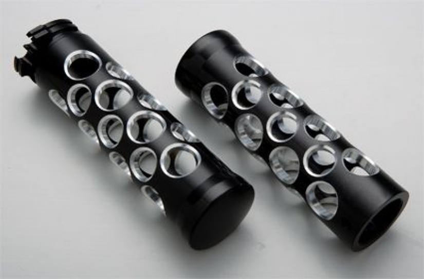 BATT BLACK GRIPS RD HOLE 648335