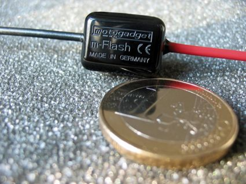 MG M-FLASH 681988