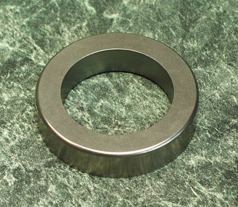 SHOVELHEAD REPL EXH VALVE SEAT 696559