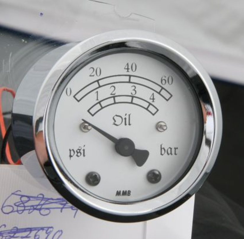 MMB RETRO OIL PRESSURE 60PSI CHR / ALU 682688