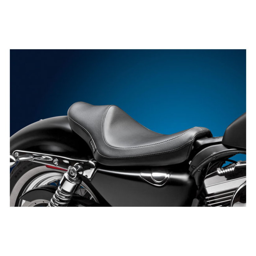 LEPERA, VILLAIN SOLO SEAT. SMOOTH FOAM. 9.5" WIDE. STANDARD STITCH PAT 508697