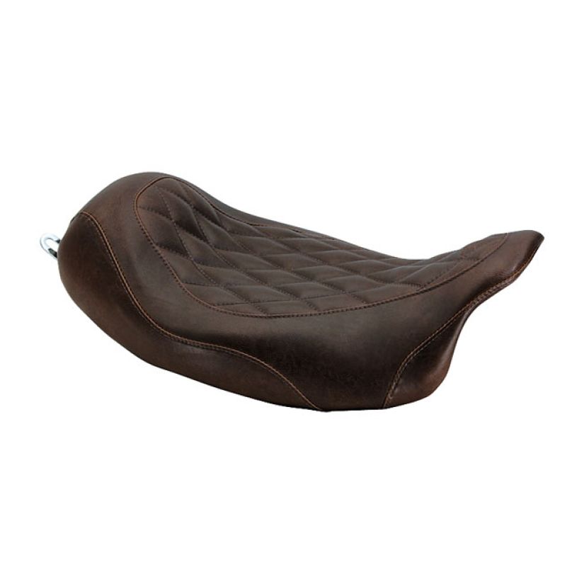 MUSTANG, WIDE TRIPPER SOLO SEAT DISTRESSED BROWN. 14" WIDE. DIAMOND ST 537010