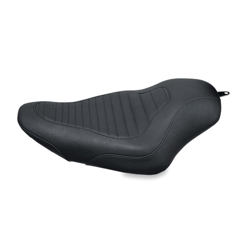 MUSTANG, TRIPPER SOLO SEAT BLACK. 11" WIDE. ''TUCK ''N ROLL'' STYLE ST 537464