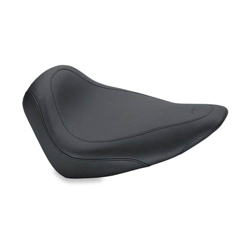 MUSTANG, WIDE TRIPPER SOLO SEAT BLACK. 14" WIDE. STANDARD STYLE STITCH 537480