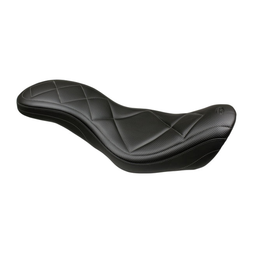MUSTANG, SUPER TRIPPER SEAT BLACK CARBON BLACK. 11.5" FRONT WIDTH & 8" 558758