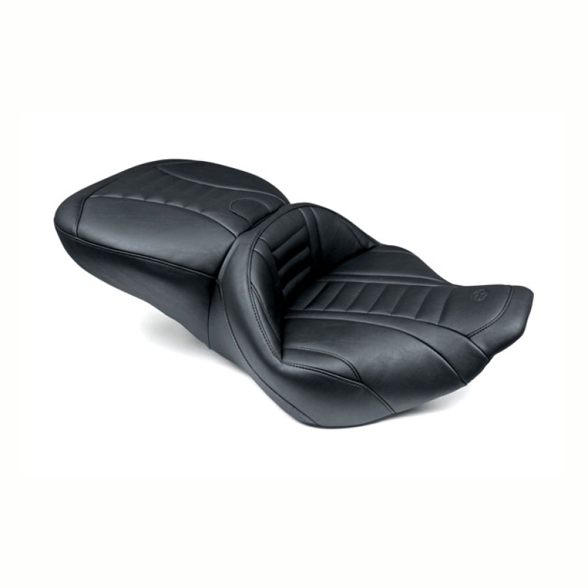 MUSTANG, DELUXE SUPER TOURING SEAT BLACK. ONE-PIECE. FRONT 19"; REAR 1 563692