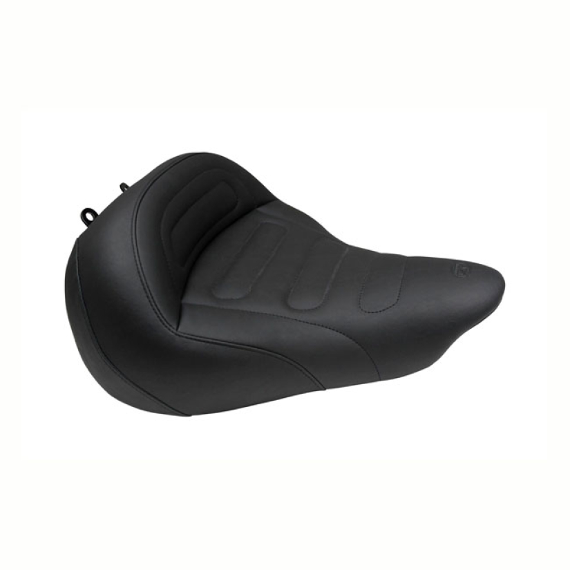 MUSTANG, STANDARD TOURING SOLO SEAT BLACK. TRAPEZOID STITCH. 15.5" WID 564650