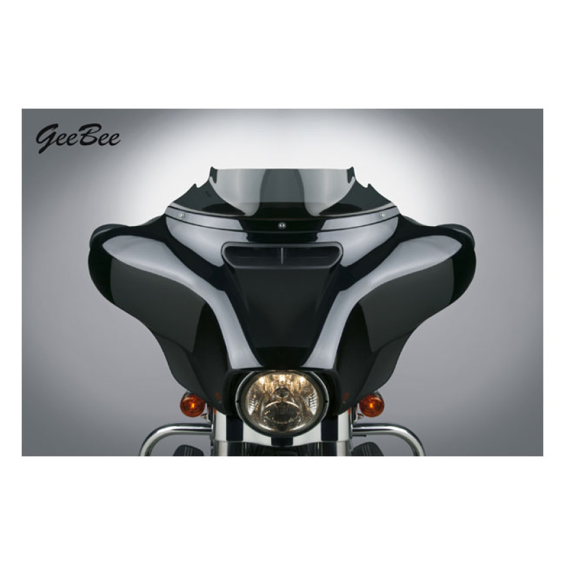 NC, GEE BEET 4" WINDSCREEN. DARK TINT DARK GRAY 95% TINTED. MANUFACTUR 592624